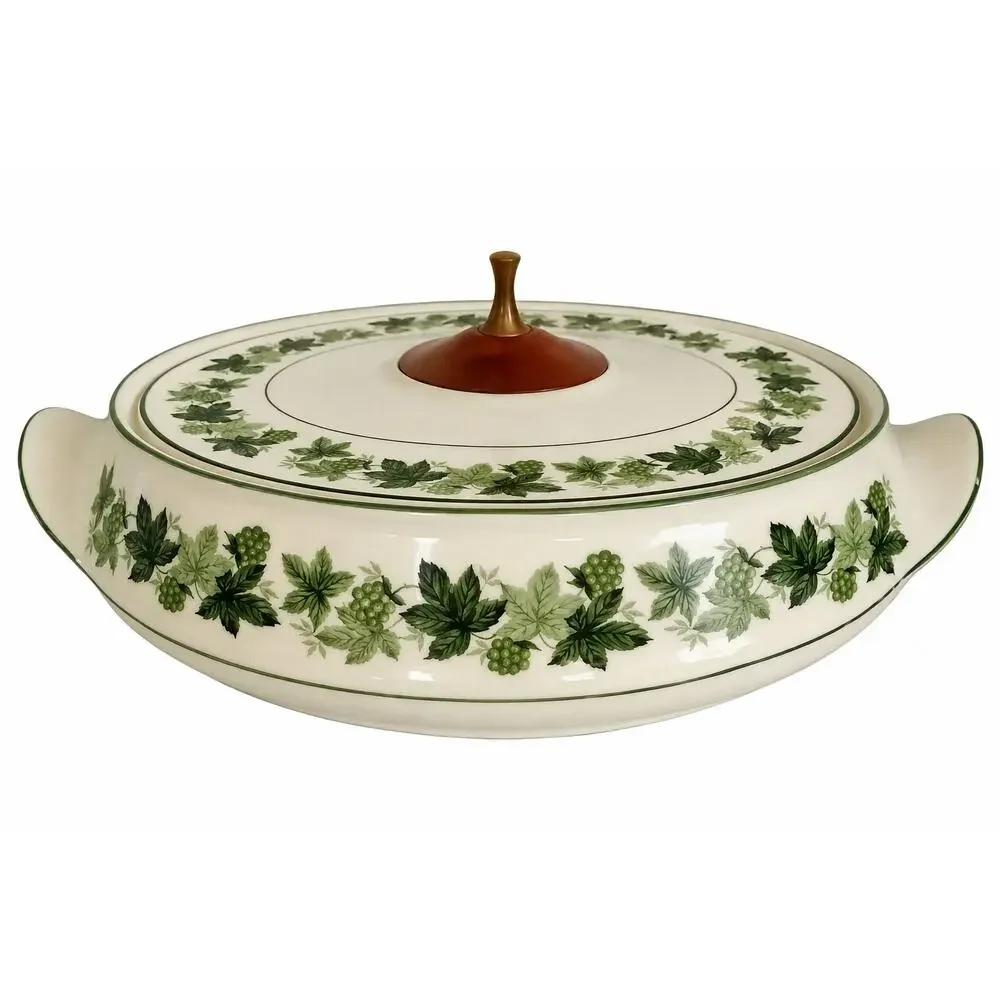 Taylor Smith & Taylor 💚🍽️🌱retro green
